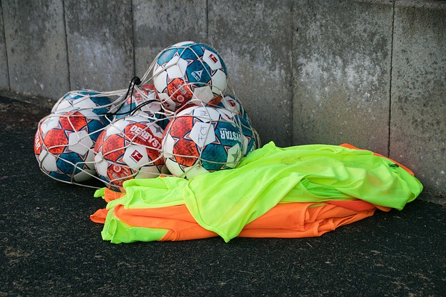 克罗斯欧洲杯后退役 皇马传奇克罗斯光荣隐退.