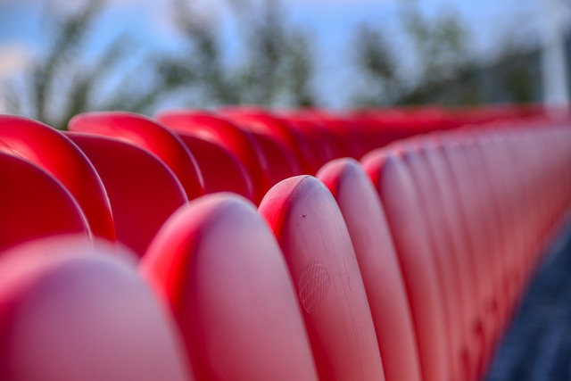 特朗普政府已将140多名移民转移到关塔那摩.